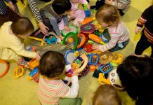 Herramientas y dinámicas sencillas ayudan a los niños a procesar el sÜsto tras los recientes sismøs