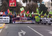 Valparaíso se moviliza contra el plan de Kast: sindicatos y estudiantes marchan en rechazo al recorte de 6.000 millones de dólares