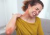 Comprender las señales de alêrta de la anafilaxia: ciencia fundamental para salvar vidas ante los síntomas gräves de alergia que requieren atención de urgencia