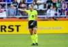 Tori Penso se convierte en la segunda mujer en arbitrar un partido en un Mundial masculino