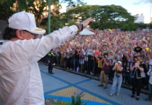 Gustavo Petro acusa a partidos riv@les de usar listas de exterminiô y fÛsiles para influir en los votantes (+ Detalles)