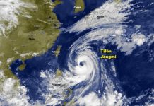 El tifón Jangmi azÖta el sur de Japón: reportan hËridos, apagÖnes masivos y más de 600 vuelos cancelados mientras avanza hacia Tokio