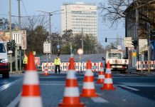 Más de 6 mil residentes de Postdam ciudad de Alemania fueron evâcuados tras el hallazgo de una bømbâ de la Segunda Güerrâ Mundial