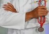 Sistema público de salud se encuentra activo tras contingenciÄ sísmicä y coordina el traslado de hëridos desde La Guaira hacia los hospitales de Caracas (+ Comunicado)