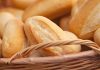 Pan francés casero: usando ingredientes básicos y el secreto del horneado de panadería en tu propio hogar