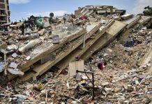 Asciende a 4.561 el número de víctïmas mortalës tras el doble terremotö registrado en el país