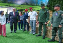 Delcy Rodríguez supervisa la llegada de 35 toneladas de ayuda humanitaria rusa para los afectadös por los terremotös