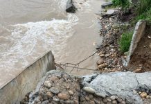 Advierten rïesgo de colapsö en puente del río Sarare y exigen atención para evitar que dos parroquias queden incomunicadas