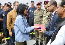 Presidenta encargada Delcy Rodríguez condecora a rescatistas de Argentina, Barbados, Brasil, Qatar, Francia, India y Reino Unido