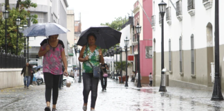 Onda tropical N° 22 generará chubascos con actividad eléctrica en varias regiones de Venezuela