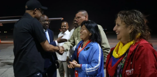 Venezuela recibe delegación médica de Haití y más de 28 toneladas de ayuda humanitaria tras sismøs