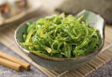 Las algas marinas ganan popularidad como un superalimento rico en yodo, vitaminas y antioxidantes