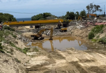 Ejecutan labores de limpieza y mitigación de riesgøs en el río San Julián de La Guaira