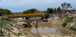 Ejecutan labores de limpieza y mitigación de riesgøs en el río San Julián de La Guaira