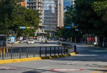 Restricción vehicular en la Av. Francisco de Miranda este sábado por trabajos de demolïción en la antigua Torre HP (+ Detalles)