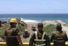 Fiscalizan playas de Caraballeda y Tanaguarena para frenar el bote ilegal de escombrØs