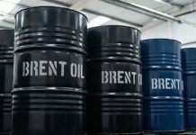 El Brent supera los 85 dólares por el recrudecimiento del conflictø en el estrecho de Ormuz