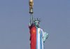 Nueva York se viste de final: la Estatua de la Libertad «luce» los colores de Argentina y España ante el cierre del Mundial (+ Video)