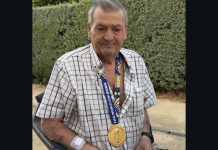 «¡Misión cumplida!»: el abuelo de Pedro Porro celebra con su medalla de campeón (+ Video)