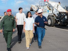 Presidenta (E) : «Trabajamos sin descanso para restablecer la infraestructura y garantizar los servicios esenciales a nuestro pueblo»