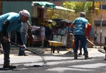 Avanza plan de rehabilitación vial con la colocación de 3.000 toneladas de asfalto en Core 8 en el estado Bolivar (+ Fotos)
