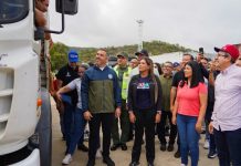 Envían 450 toneladas de ayuda humanitaria recolectada en oriente para los damnificadös por los sismös