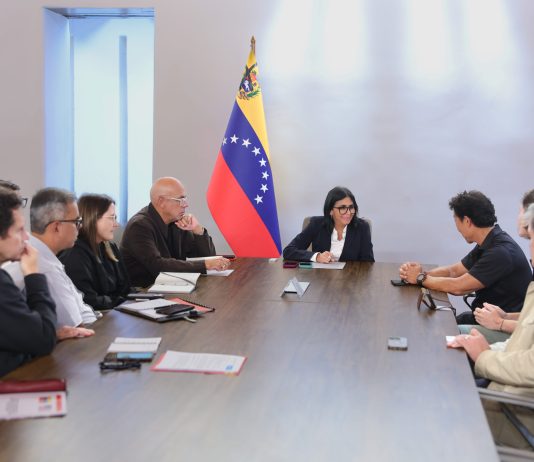 Presidenta (E) Delcy Rodríguez y el experto internacional Hideki Miyamoto definen plan estratégico para la reconstrucción antisísmicä del país (+ Detalles)