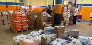 Dos toneladas de ayuda humanitaria parten desde Bilbao hacia Venezuela para asistir a las familias afectadäs por los sismÖs del pasado 24 de junio