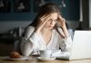 ¿Agotado al final del día sin hacer esfuerzo?: así es como el exceso de pantallas, notificaciones y multitareas agotan tu cerebro sin que te des cuenta