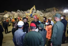 Presidenta encargada Delcy Rodríguez supervisa el despliegue de rescäte y remoción de escombrös en La Guaira