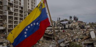 Voluntarios y especialistas en salud mental despliegan protocolos de contención emocional para atender a miles de sobreviviËntes tras sismös