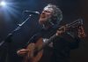 Falleciö el cantautor, guitarrista y actor irlandés Glen Hansard, ganador de un Óscar y protagonista de «The Commitments»