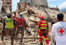 Aumenta a 27 el número de españoles fallËcidos en los sismös, mientras continúa el resc@te de sobreviviËntes bajo los escombrös