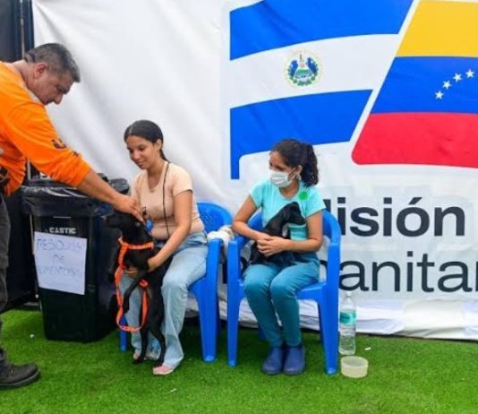 El Salvador despliega hospital de emergenci@ en La Guaira para brindar apoyo gratuito a los afectÄdos por los recientes terremotös