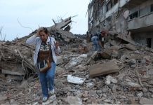 Especialistas instan a rescatistas y comunicadores a priorizar su salud mental ante la contingëncia sísmïca
