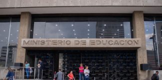 Ministerio de Educación retoma la atención presencial al público en su sede de Caracas tras la suspensión temporal por los sismös (+ Detalles)