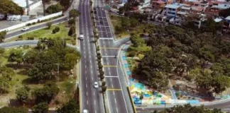 Despliegan operativo especial de rehabilitación en el Distribuidor El Trébol del estado La Guaira tras los dÄños causados por los recientes sismÖss