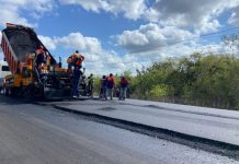 Avanza rehabilitación de la carretera Morón – Coro con la colocación de 1.200 toneladas de asfalto (+ Fotos)