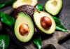 Grasas saludables, fibra y potasio: conoce los beneficios de incluir el aguacate en tu dieta diaria