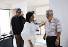 Gobierno entrega 87 nuevas viviendas en Fuerte Tiuna a familias afectadäs por el doble terremotö en Caracas