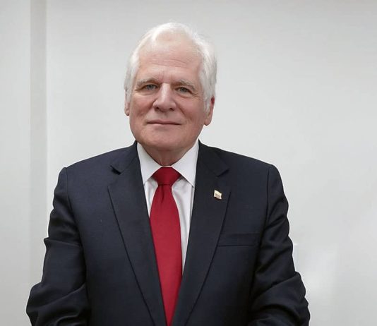 Miguel Uribe Londoño asumirá la embajada de Colombia en Londres tras su paso por la contienda presidencial de 2026