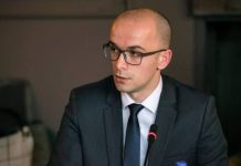 Kosovo aprueba ayuda de 200.000 dólares para los afectadös en la Guaira tras el doble terremotö