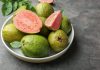 Expertos destacan el papel de la guayaba y las fresas en la síntesis biológica del colágeno y la salud de la piel