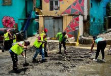 Inspeccionan trabajos de recuperación en la quebrada La Maracucha tras desbordamientös por lluvias