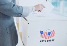 Florida abre las urnas en unas elecciones primarias decisivas para definir la sucesión de Ron DeSantis y cargos clave en el Congreso
