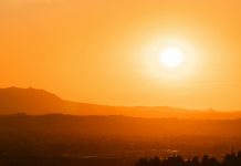 Registran histórica temperatura de 100 grados Fahrenheit en Miami durante una intensâ ola de calor en el sur del país