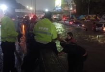 Cuerpos de seguridad y rescate se despliegan en vías principales de Caracas por intensas lluvias (+ Videos)