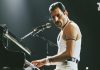 Subastarán el histórico piano Yamaha y el micrófono de estudio utilizados por Freddie Mercury
