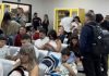Usuarios varados en la base aérea reclaman falta de información por parte de la aerolínea y por retrasos de más de 9 horas (+ Video)