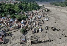 Una riadä devastadorä en la frontera entre China y Nepal deja al menos 31 muertös y cientos de desaparecïdos